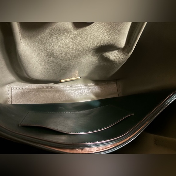 Emilia Large Pebbled Leather Tote Bag - Picture 3 of 6